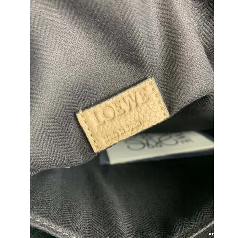 Brother Sam Yupoo Bags 19LOE0115 Loewe 0603